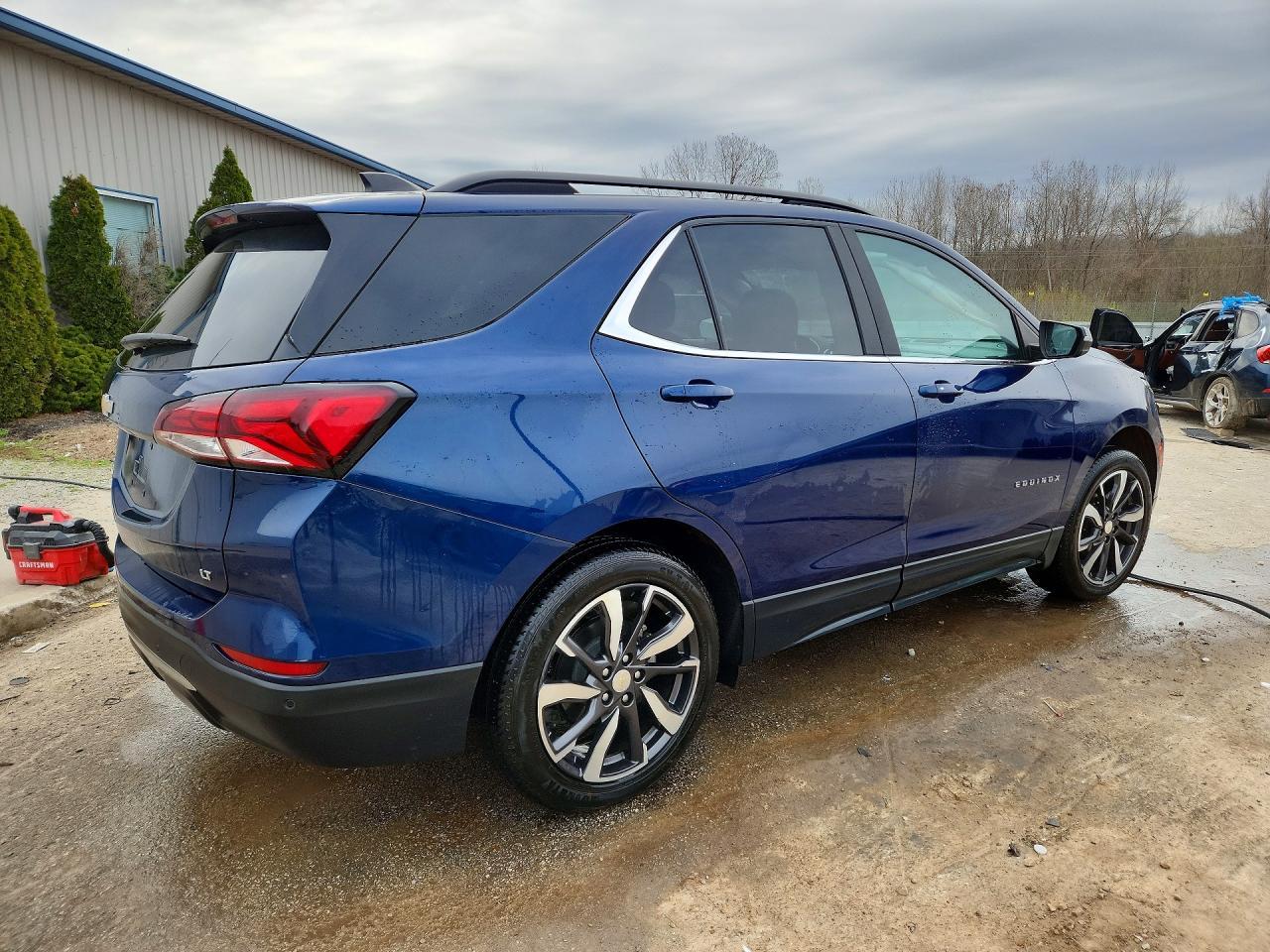 2022 Chevrolet Equinox Lt - Фото 3