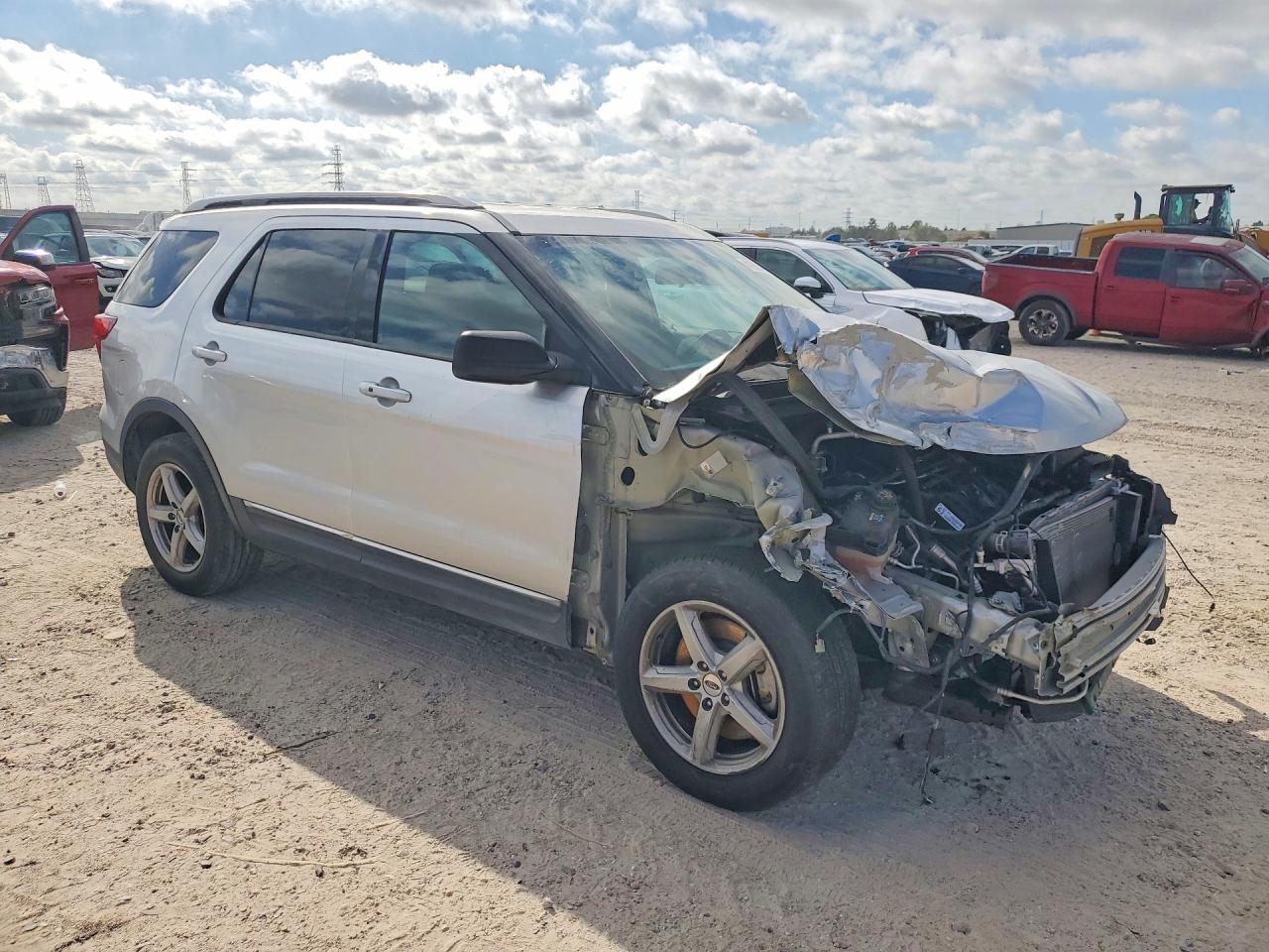 2019 Ford Explorer Xlt - Фото 4