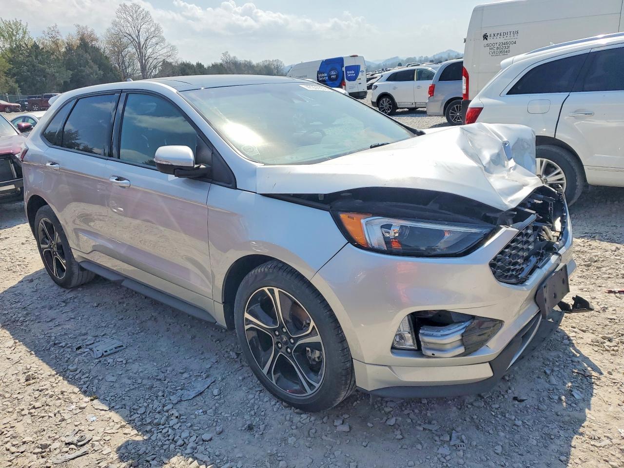 2019 Ford Edge St - Фото 4