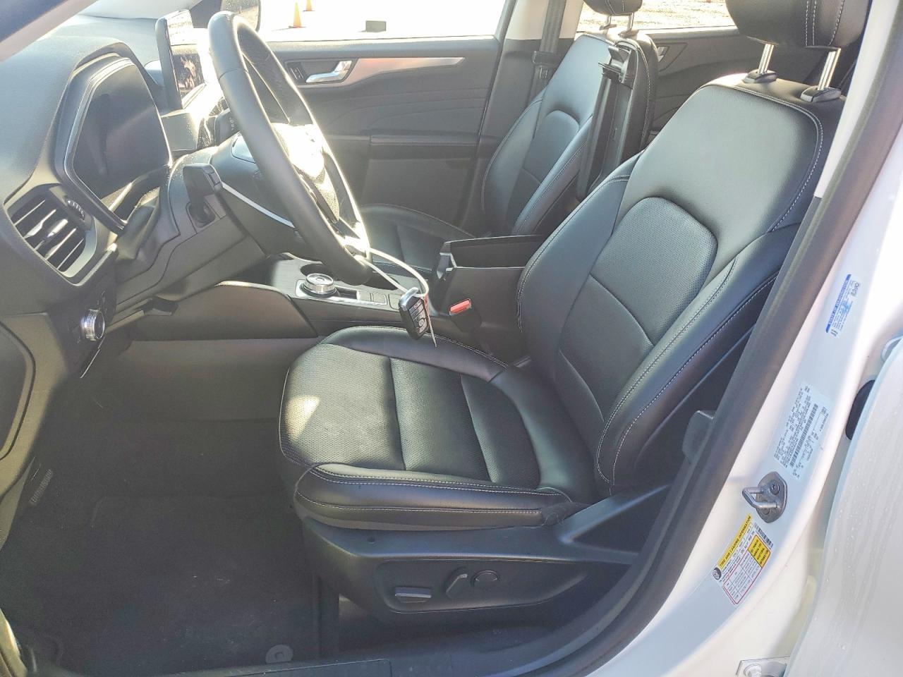 2022 Ford Escape Titanium - Фото 7