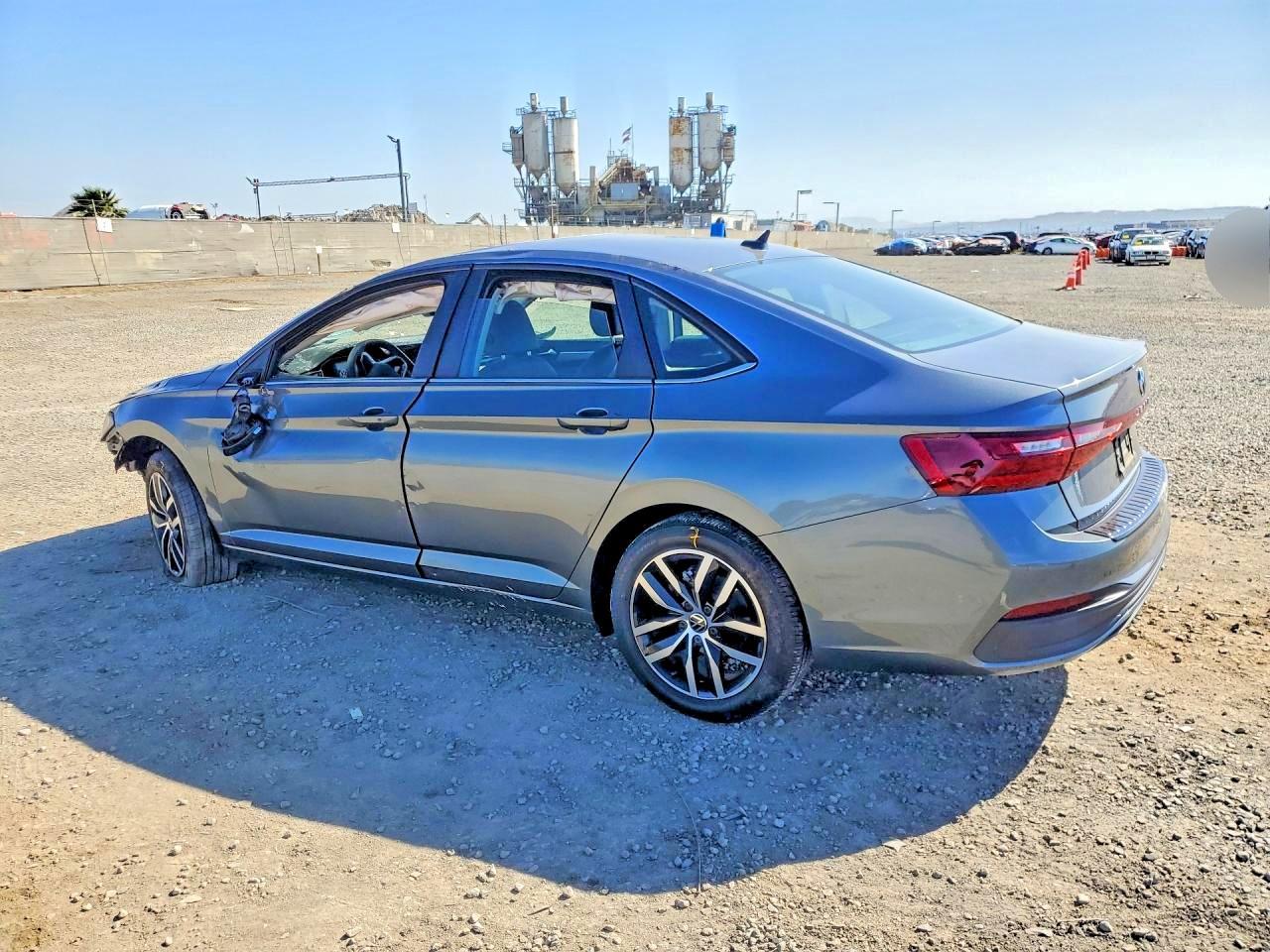2025 Volkswagen Jetta Se - Фото 2