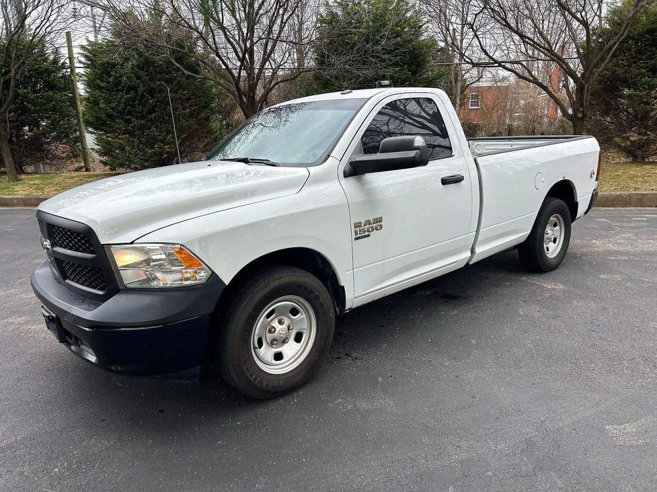 2021 Ram 1500 Classic Tradesman - Фото 2