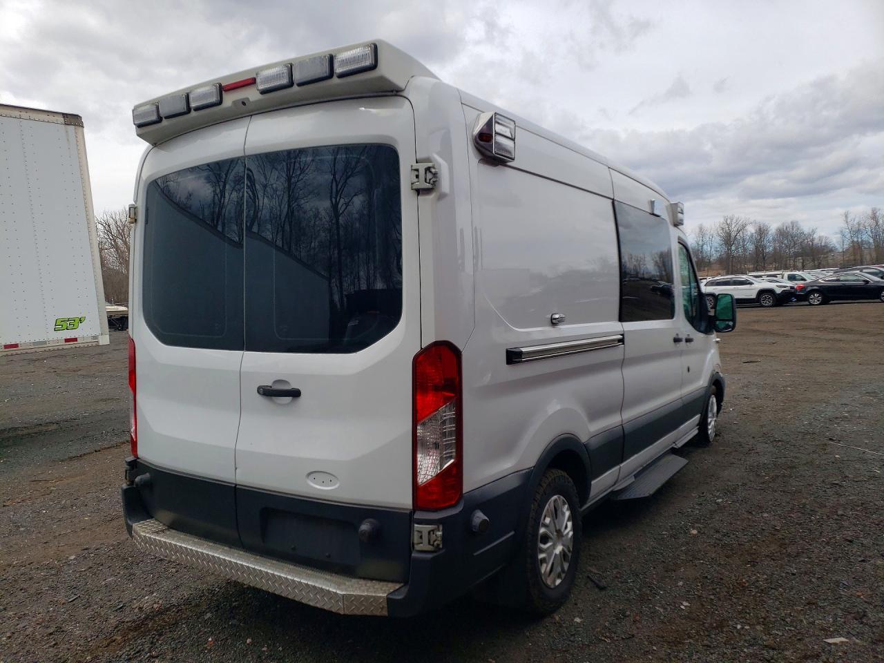 2018 Ford Transit Ambulance - Image 3
