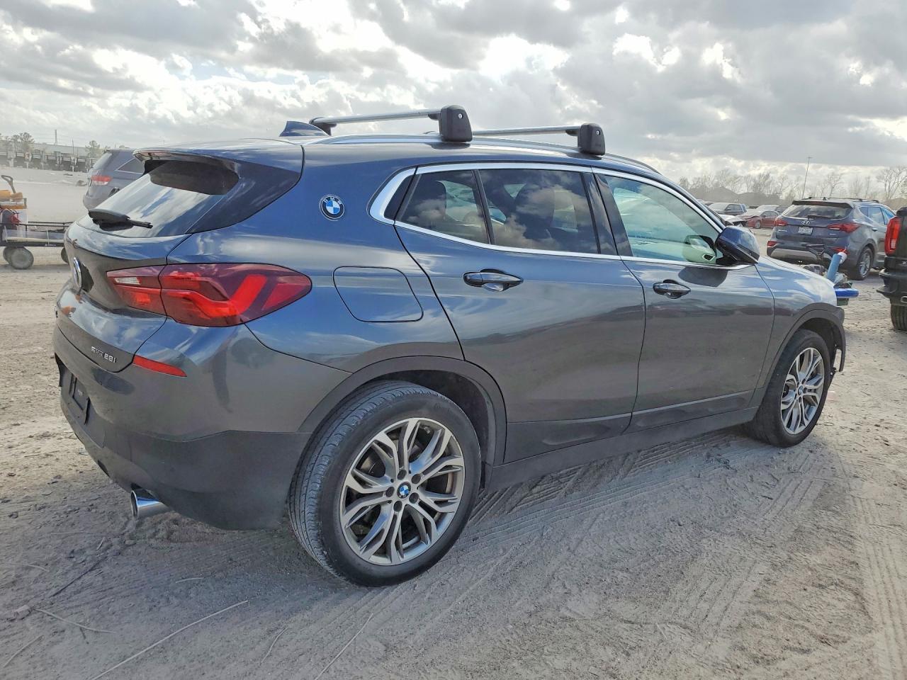 2022 BMW X2 Sdrive28I - Фото 3