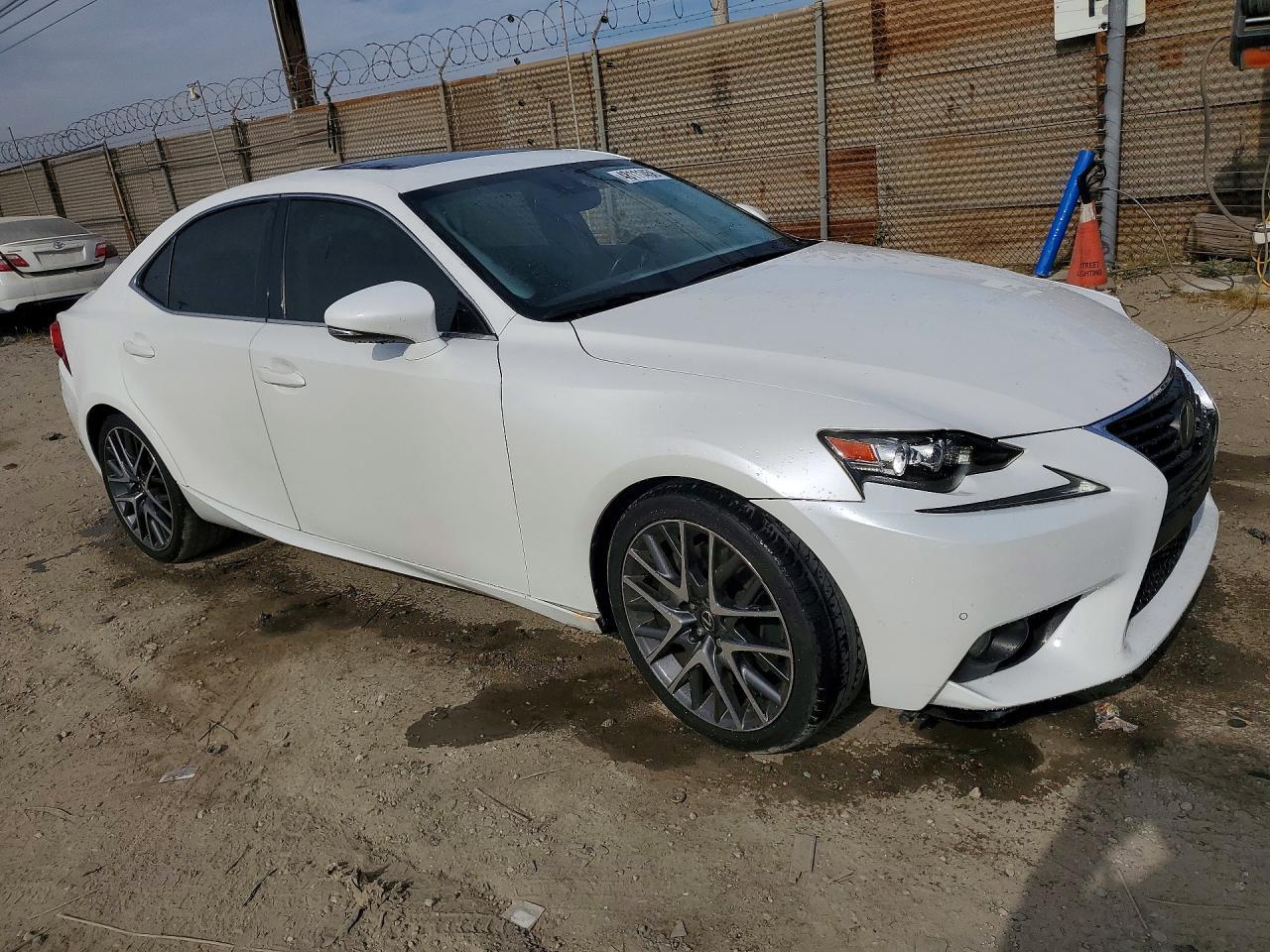 2014 Lexus Is 350 - Image 4
