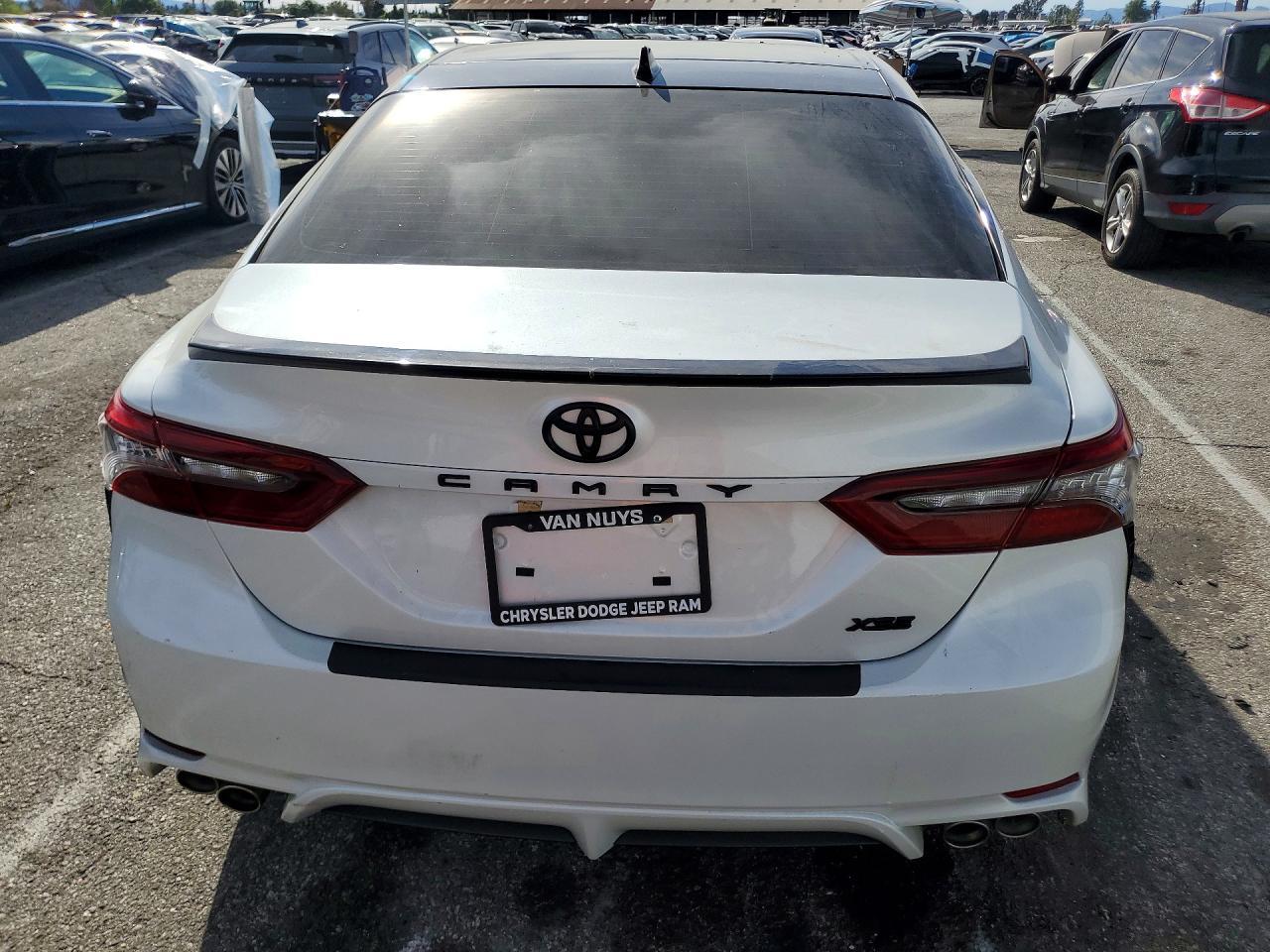 2024 Toyota Camry Xse V6 - Фото 6