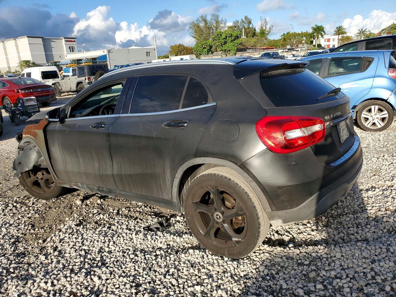 2019 Mercedes-Benz Gla 250 - Image 2
