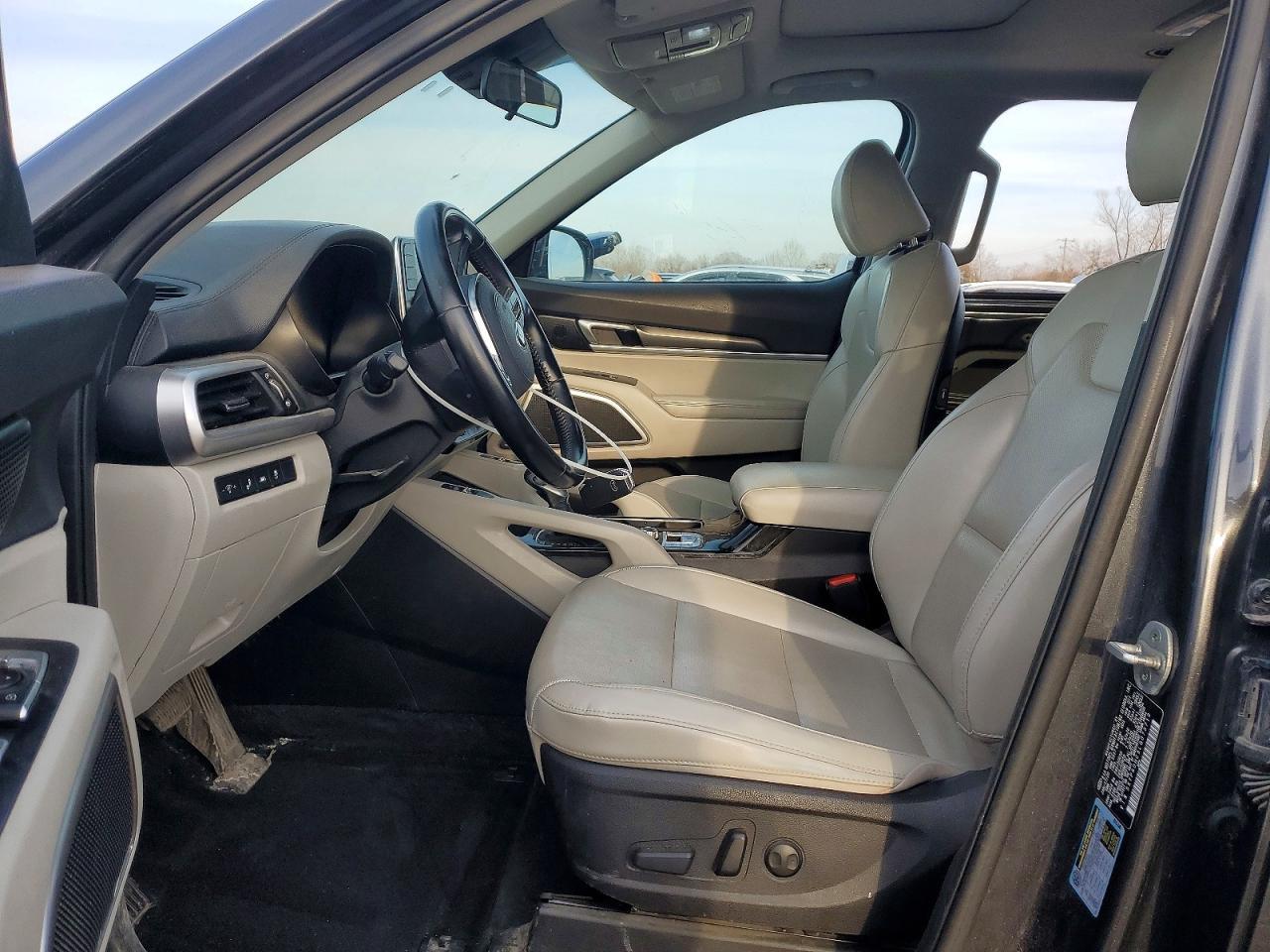 2020 Kia Telluride S - Image 7