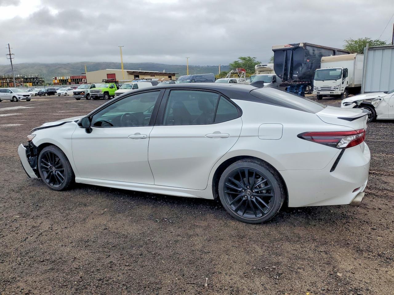 2023 Toyota Camry Xse - Image 2