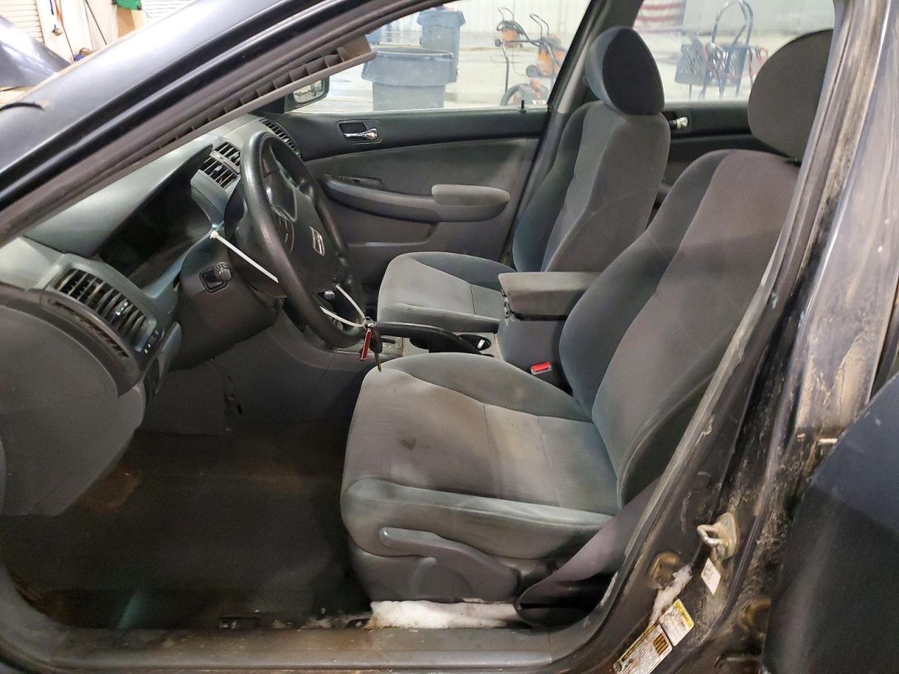 2004 Honda Accord Lx - Image 7