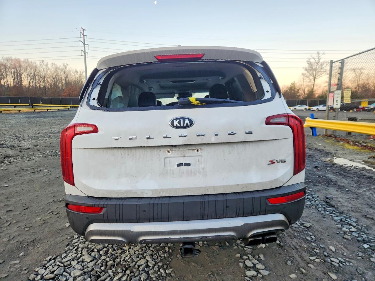 2020 Kia Telluride S - Image 6