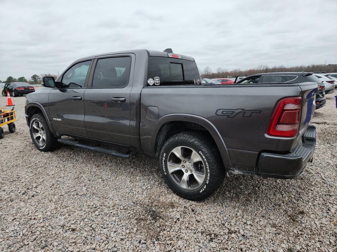 2022 Ram 1500 Laramie - Фото 2