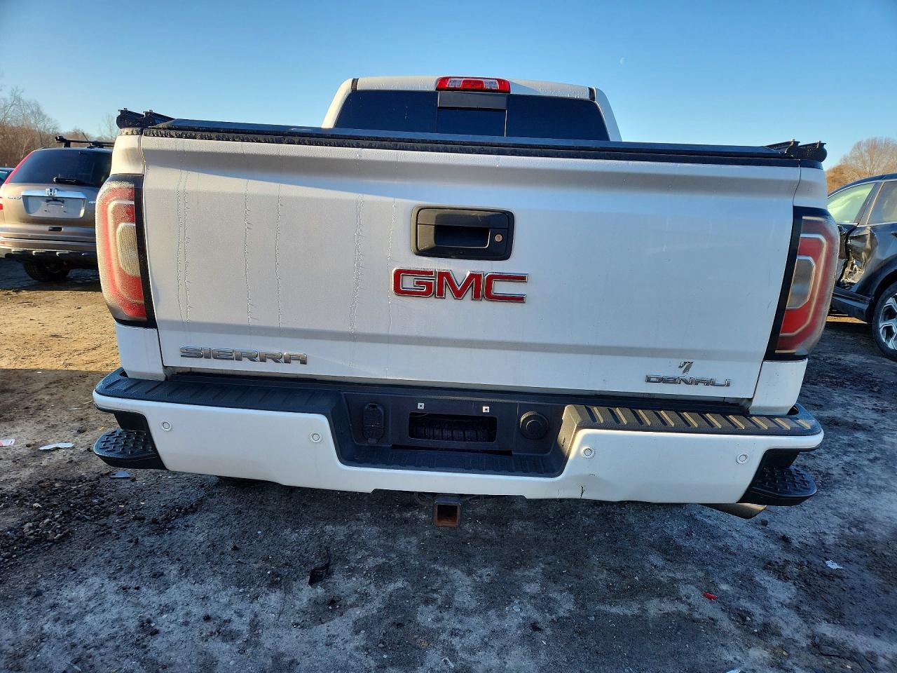 2018 GMC Sierra K1500 Denali - Image 6