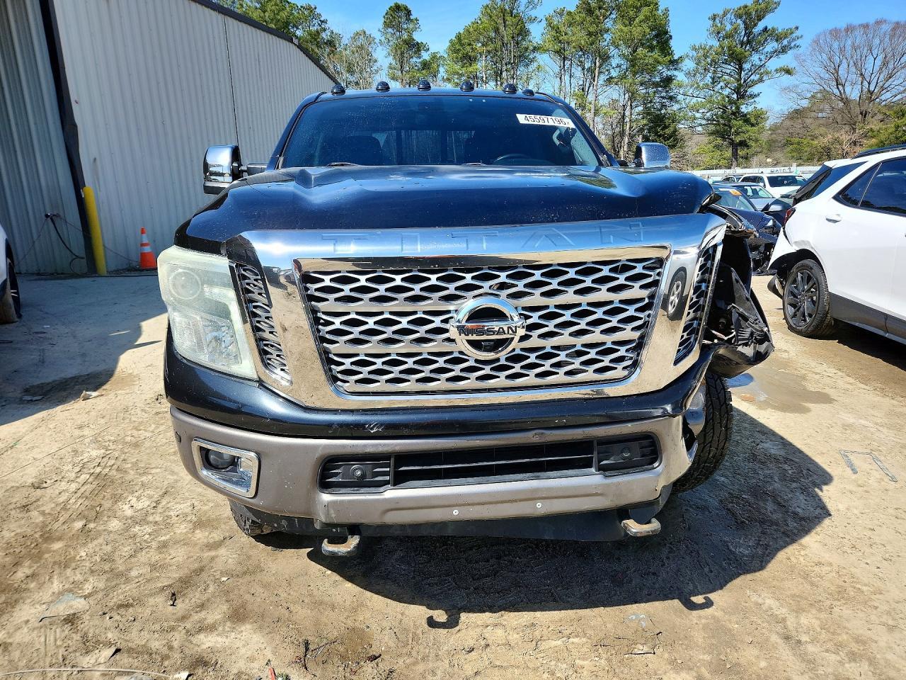 2016 Nissan Titan Xd Platinum Reserve - Image 5
