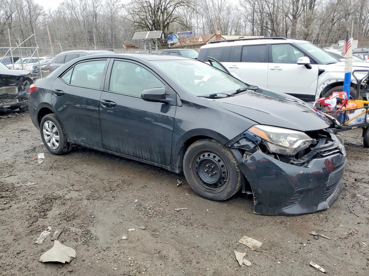 2014 Toyota Corolla Le - Фото 4