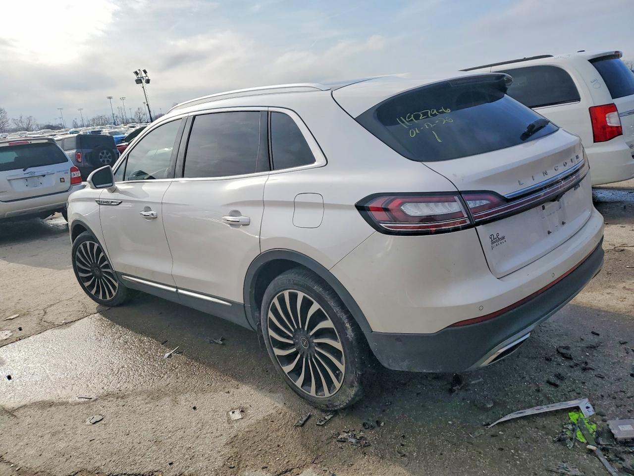 2019 Lincoln Nautilus Black Label - Фото 2