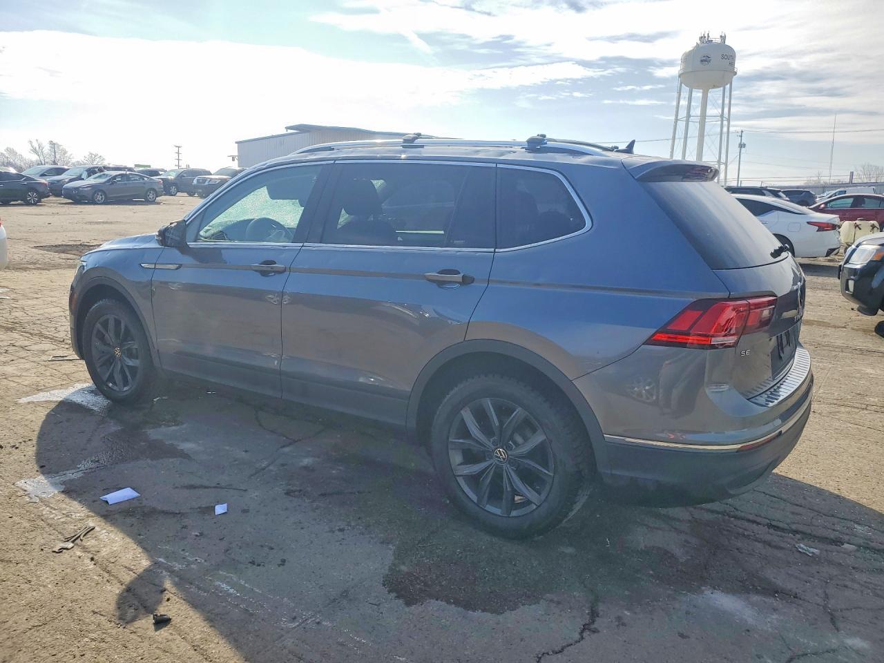 2024 Volkswagen Tiguan Se - Фото 2