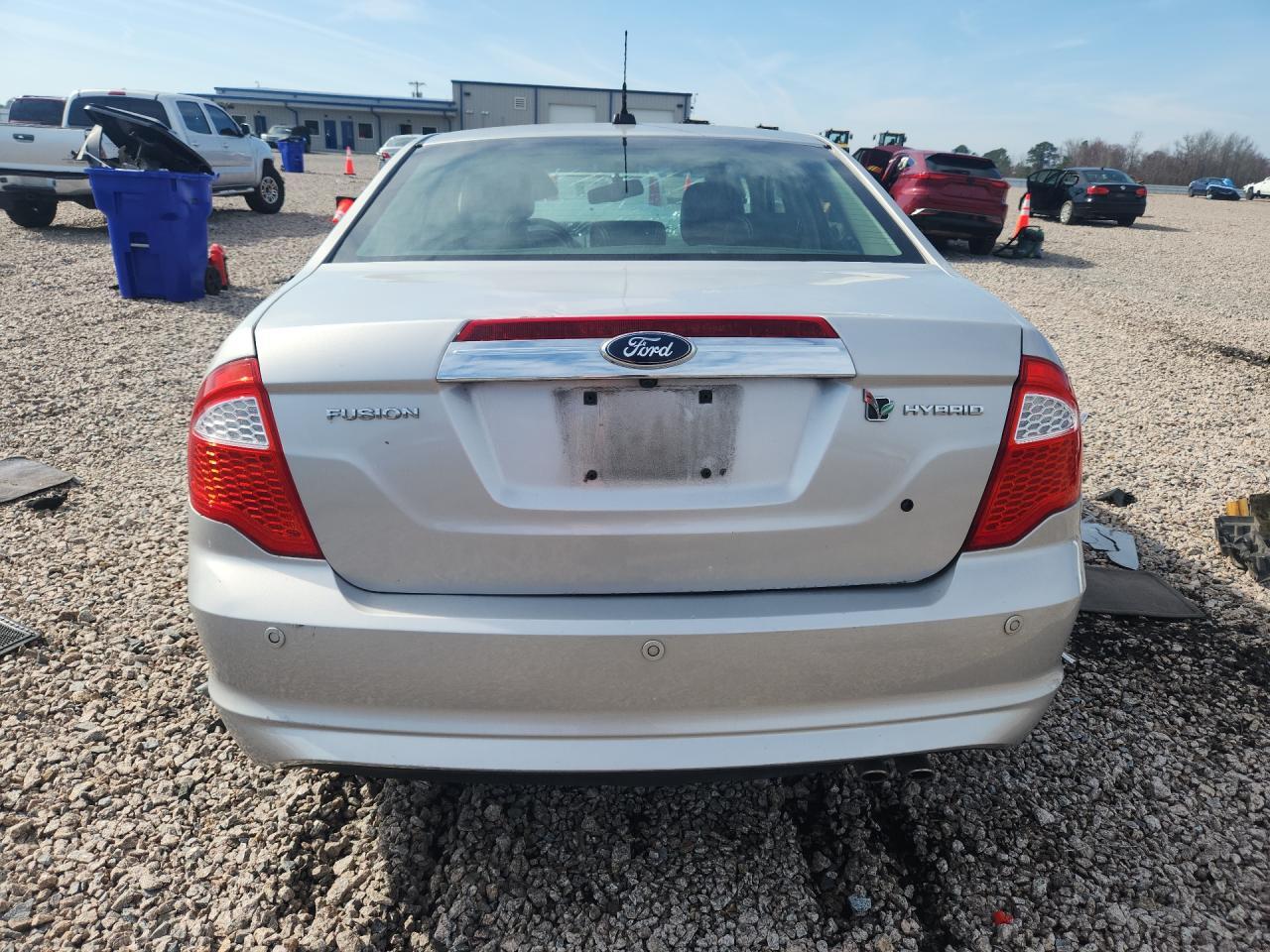 2010 Ford Fusion Hybrid - Фото 6