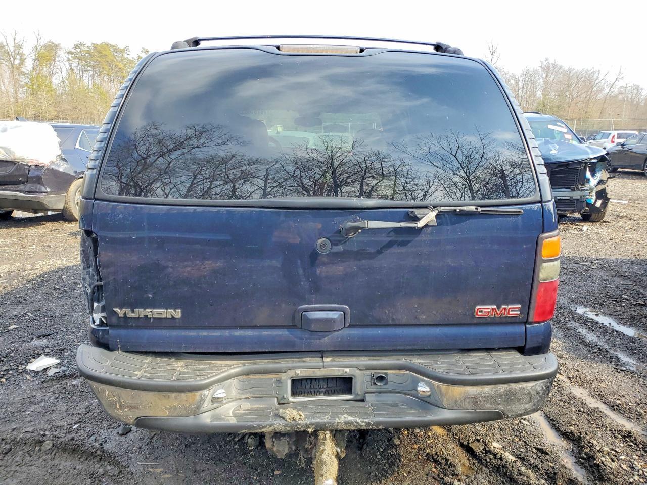 2004 GMC Yukon - Фото 6