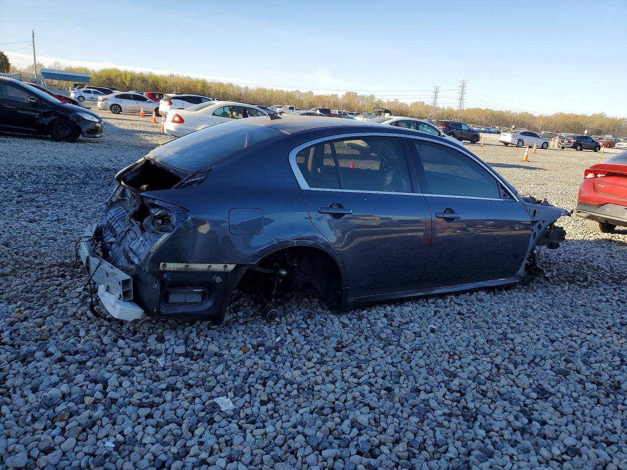2012 Infiniti G37 Sedan Journey - Image 3
