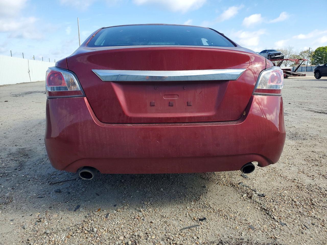 2014 Nissan Altima 2.5 S - Фото 6