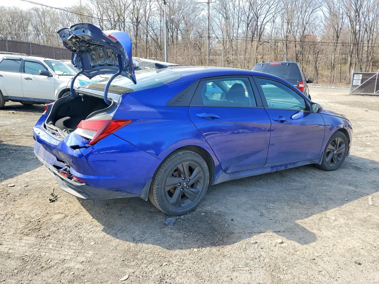 2022 Hyundai Elantra Sel - Image 3