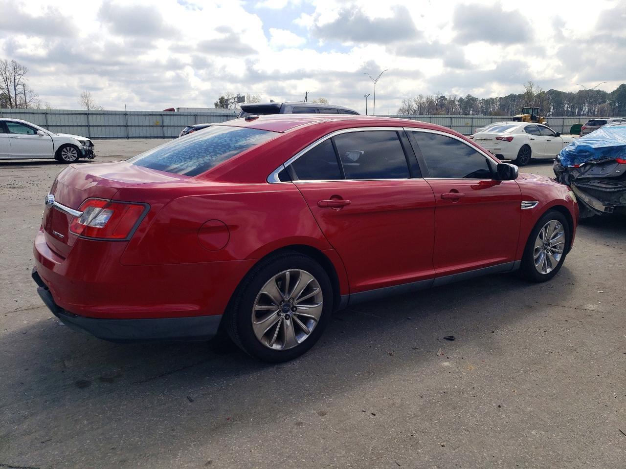 2012 Ford Taurus Limited - Image 3