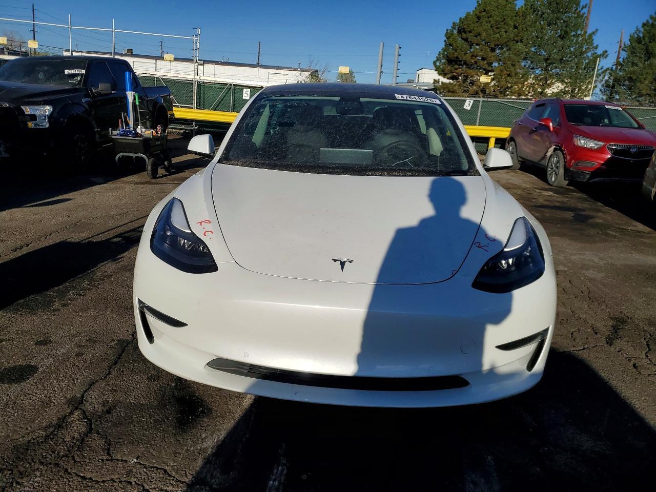 2021 Tesla Model 3 - Фото 5