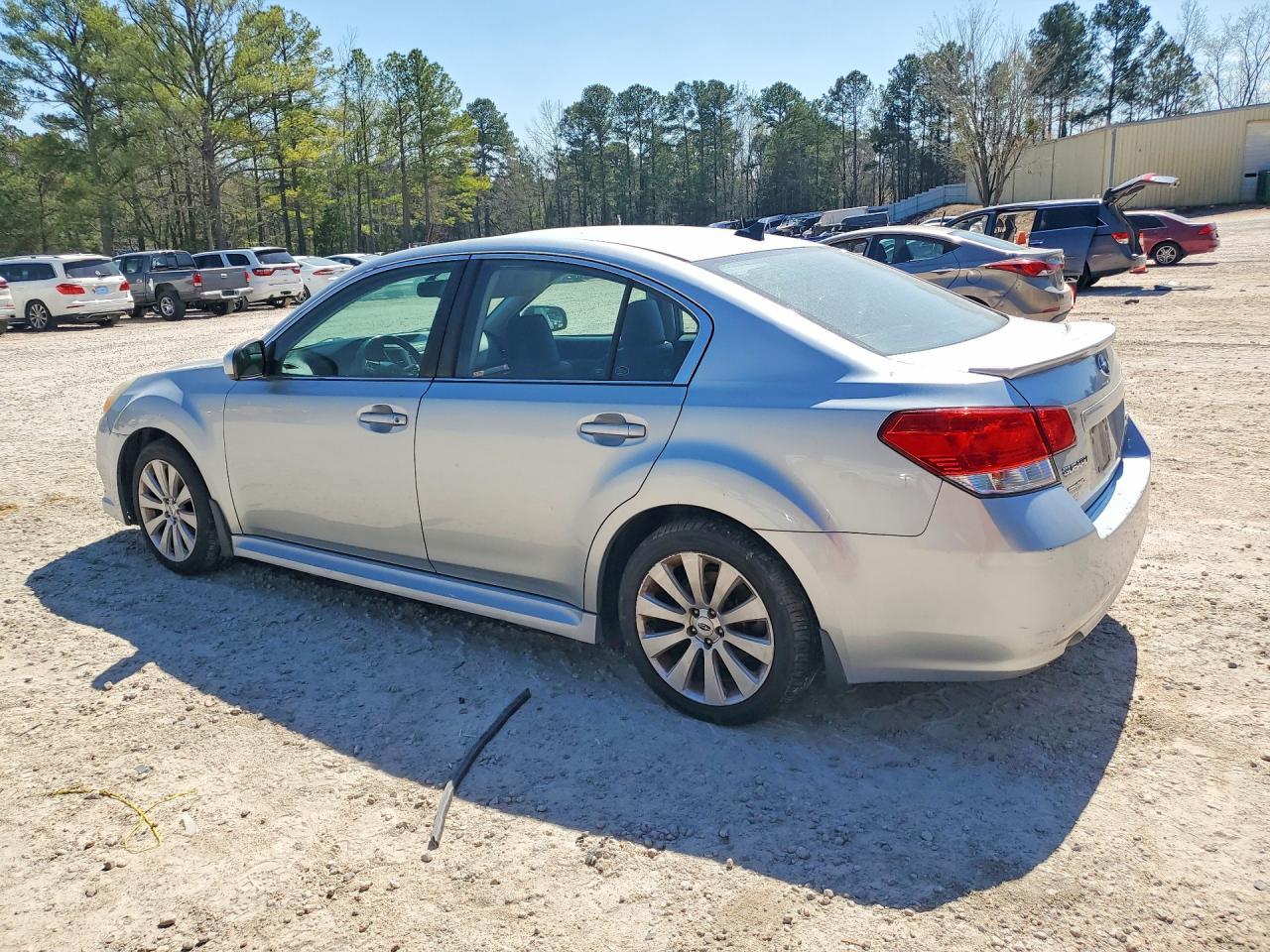2012 Subaru Legacy 2.5I Limited - Фото 2