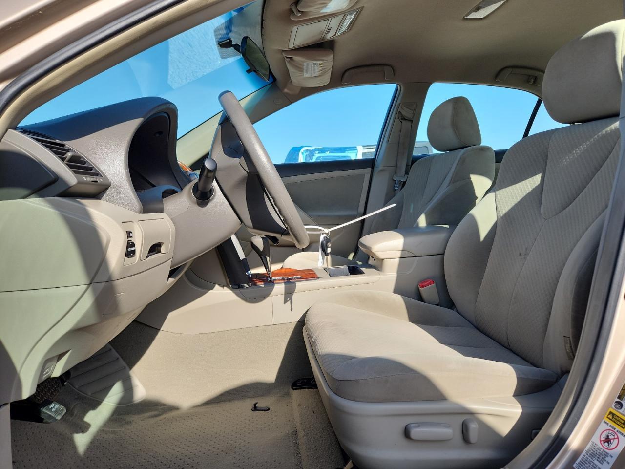 2009 Toyota Camry Le - Фото 7