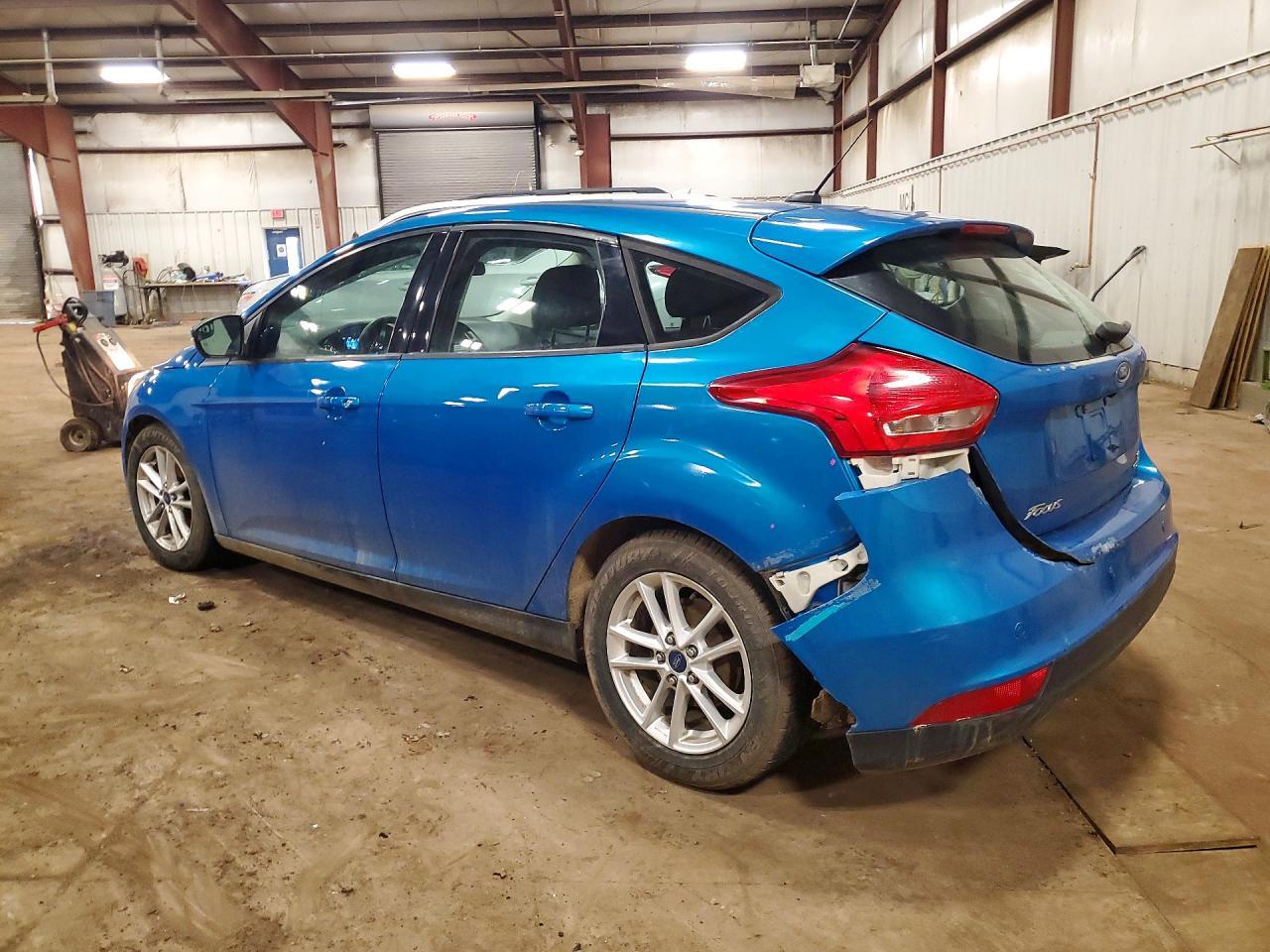 2015 Ford Focus Se - Image 2