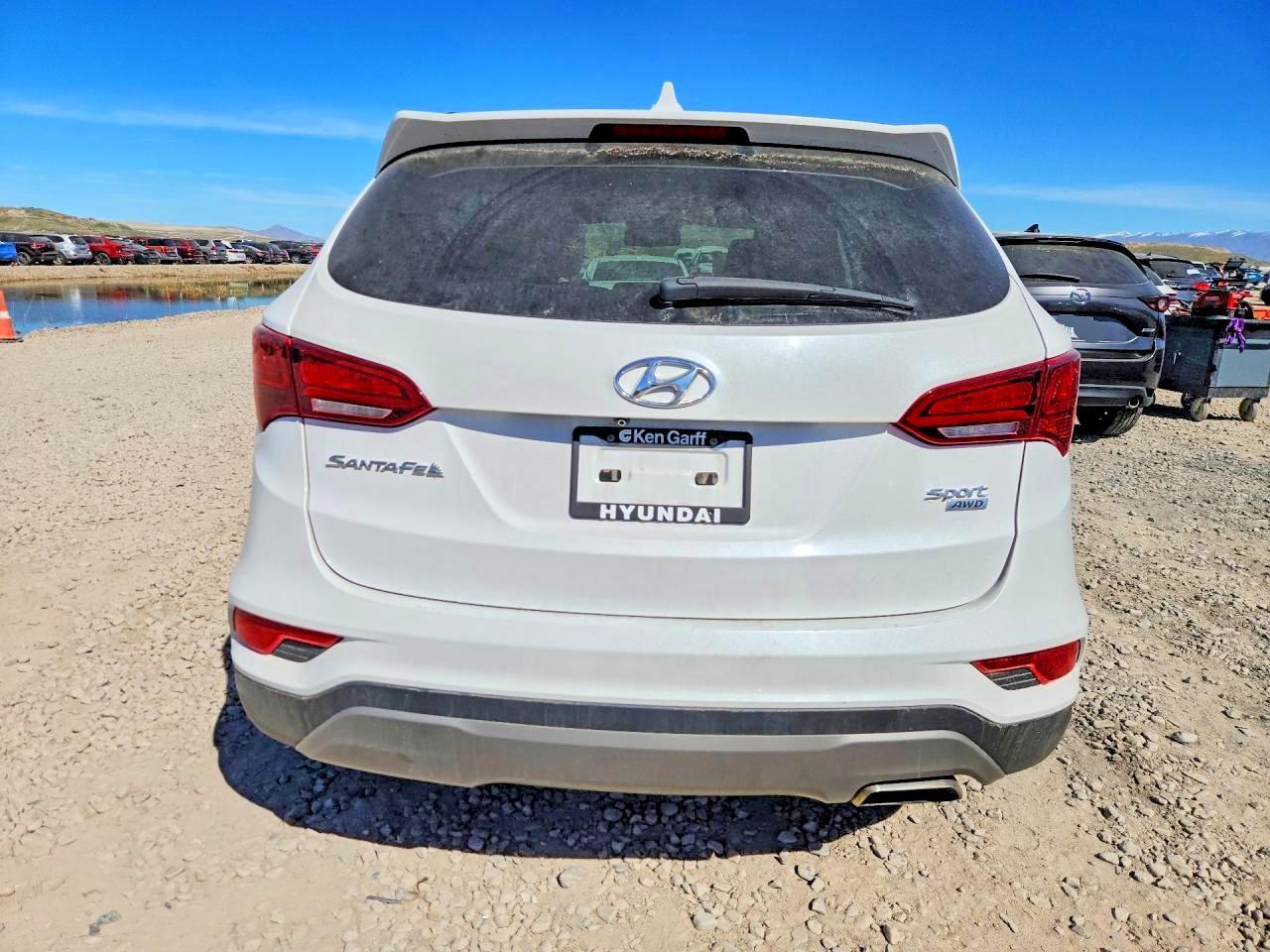 2017 Hyundai Santa Fe Sport 2.4L - Image 6