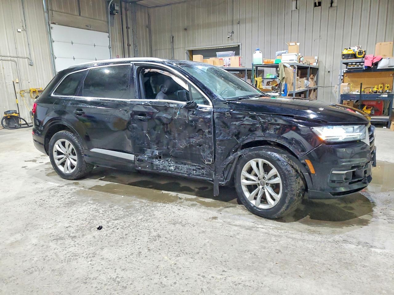 2017 Audi Q7 Premium Plus - Image 4