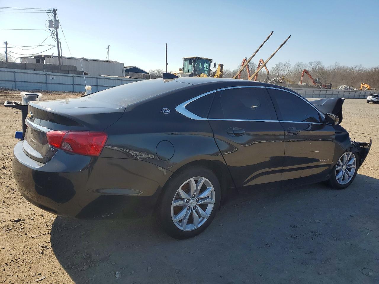 2016 Chevrolet Impala Lt - Image 3