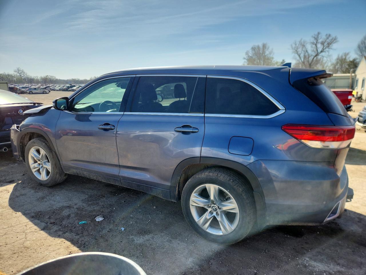 2018 Toyota Highlander Limited - Фото 2