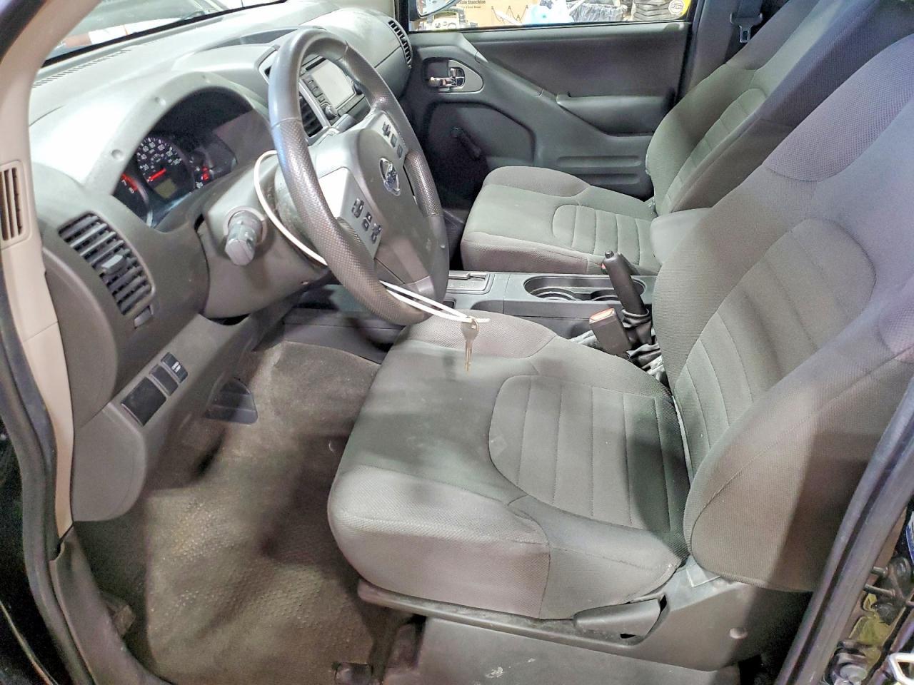 2017 Nissan Frontier S - Image 7