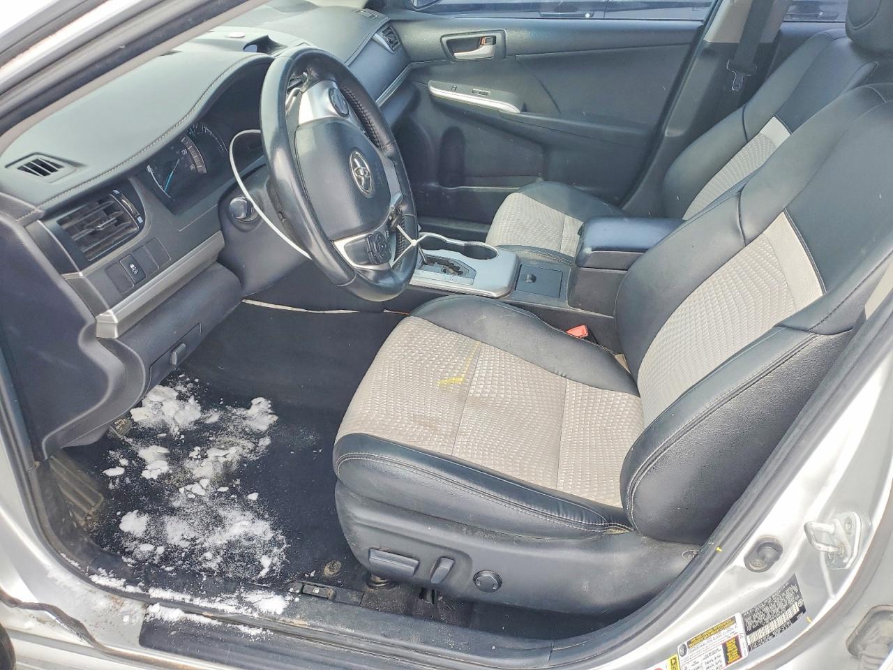 2012 Toyota Camry Se - Image 7