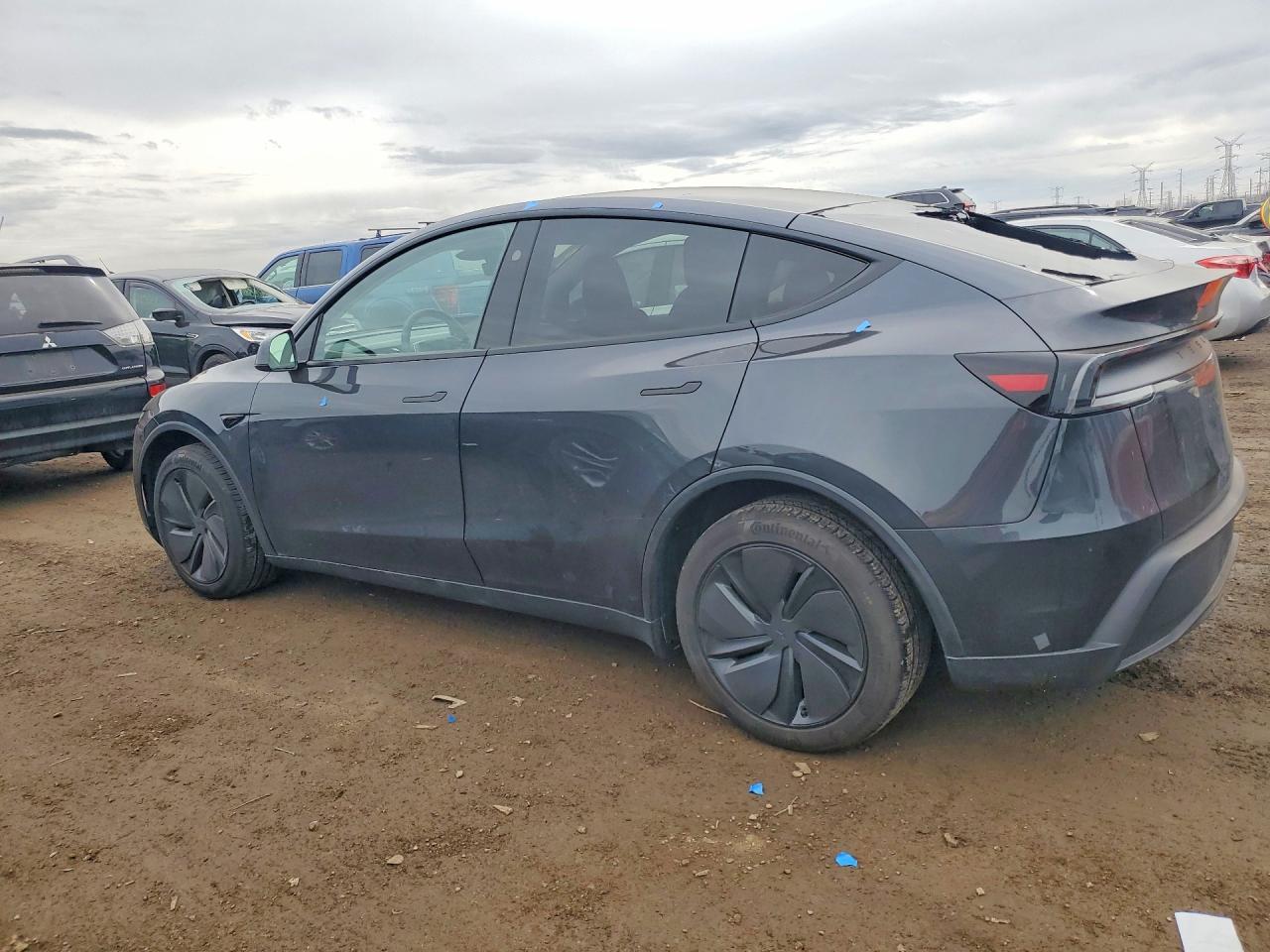 2026 Tesla Model Y - Image 2