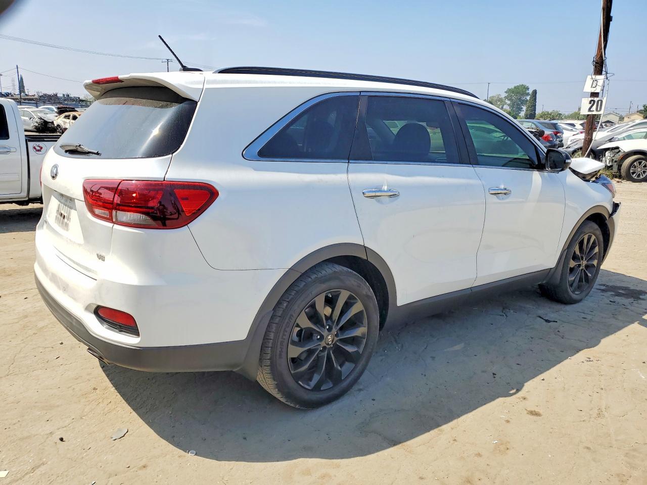 2019 Kia Sorento S V6 - Фото 3