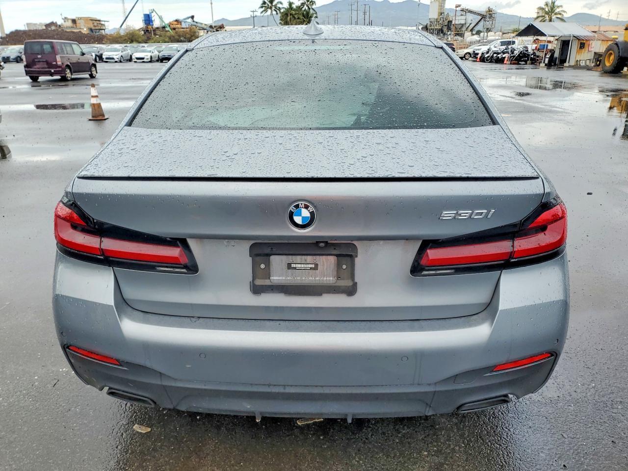 2023 BMW 530 I - Image 6