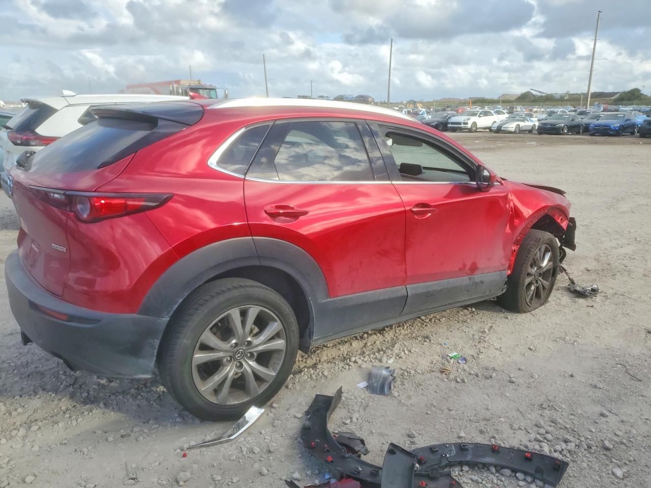 2021 Mazd Cx-30 Premium - Фото 3