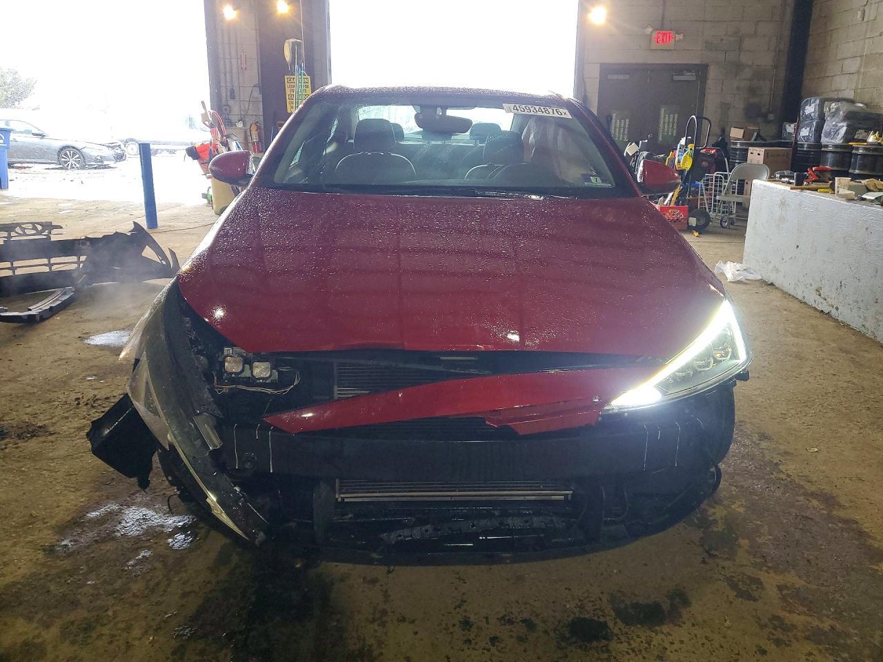 2019 Hyundai Elantra Limited - Image 5