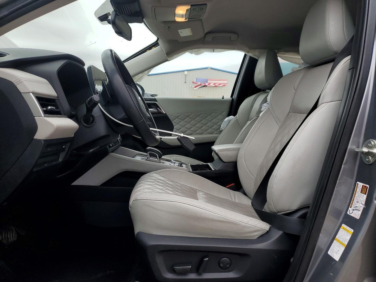 2022 Mitsubishi Outlander Sel - Фото 7
