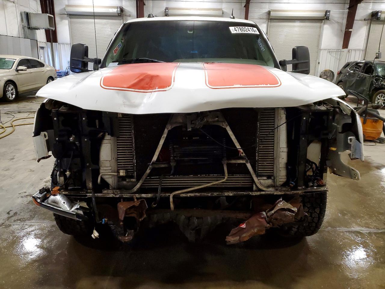 2005 Chevrolet Silverado K2500 Heavy Duty - Image 5