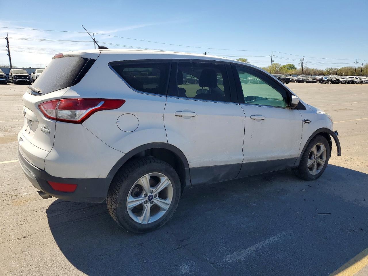 2014 Ford Escape Se - Image 3