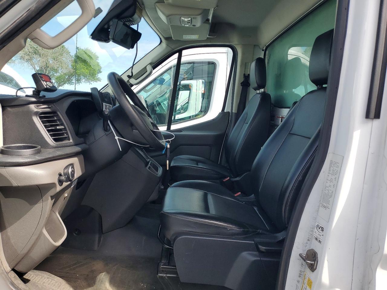 2020 Ford Transit Delivery Truck - Image 7