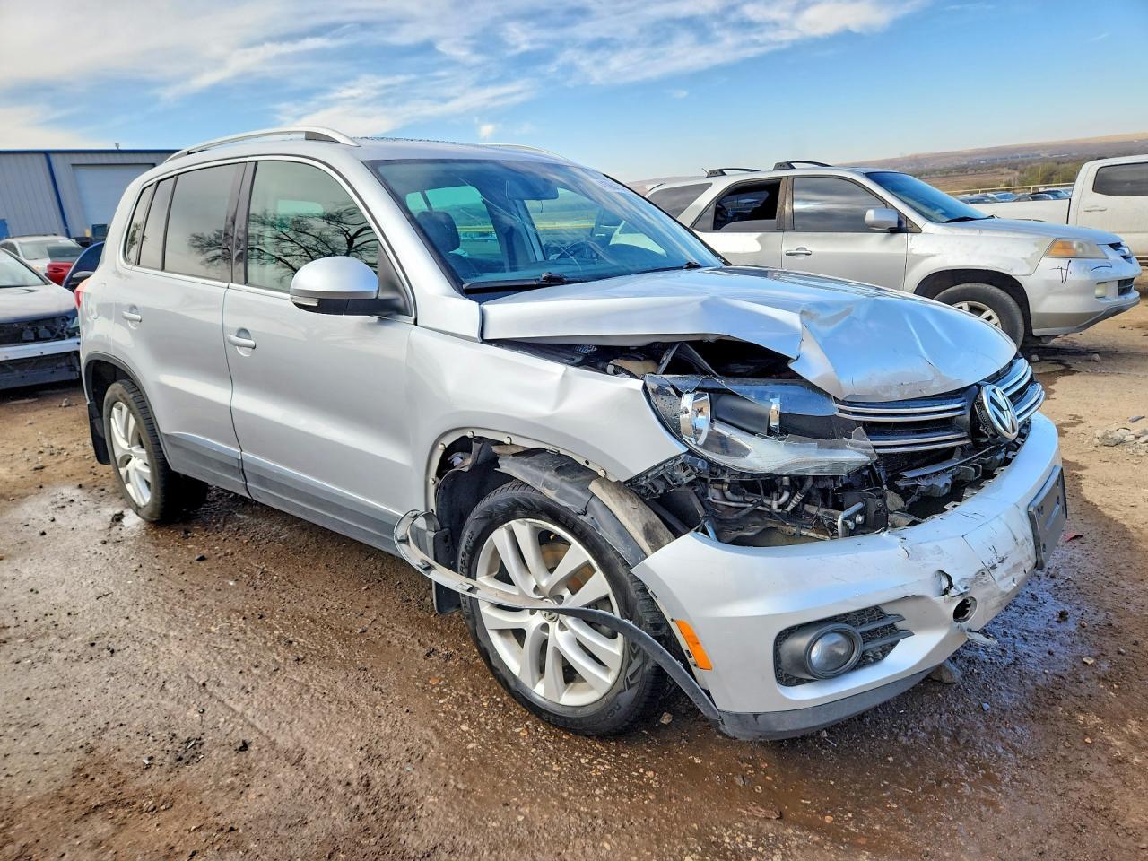 2013 Volkswagen Tiguan S - Image 4