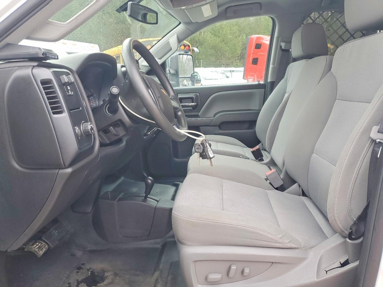 2019 Chevy Silverado K2500- R&D- Cln Title- Fleet - Фото 7