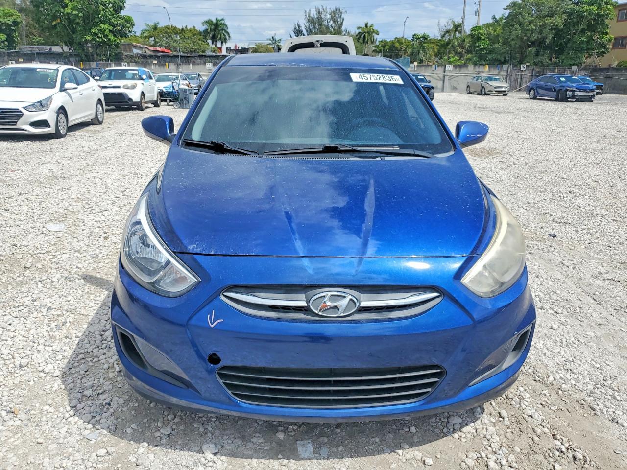 2016 Hyundai Accent Se - Image 5