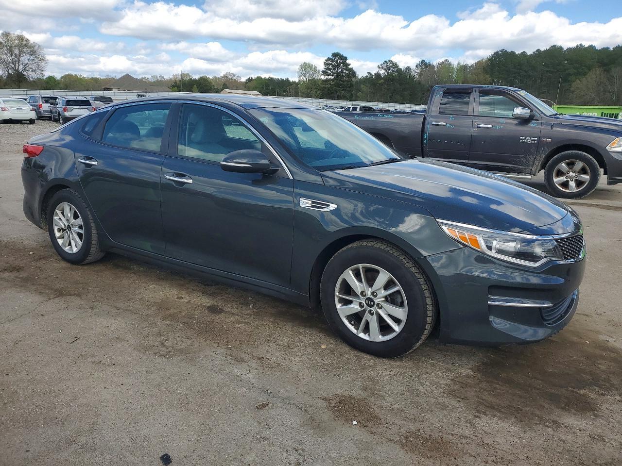2016 Kia Optima Lx - Image 4